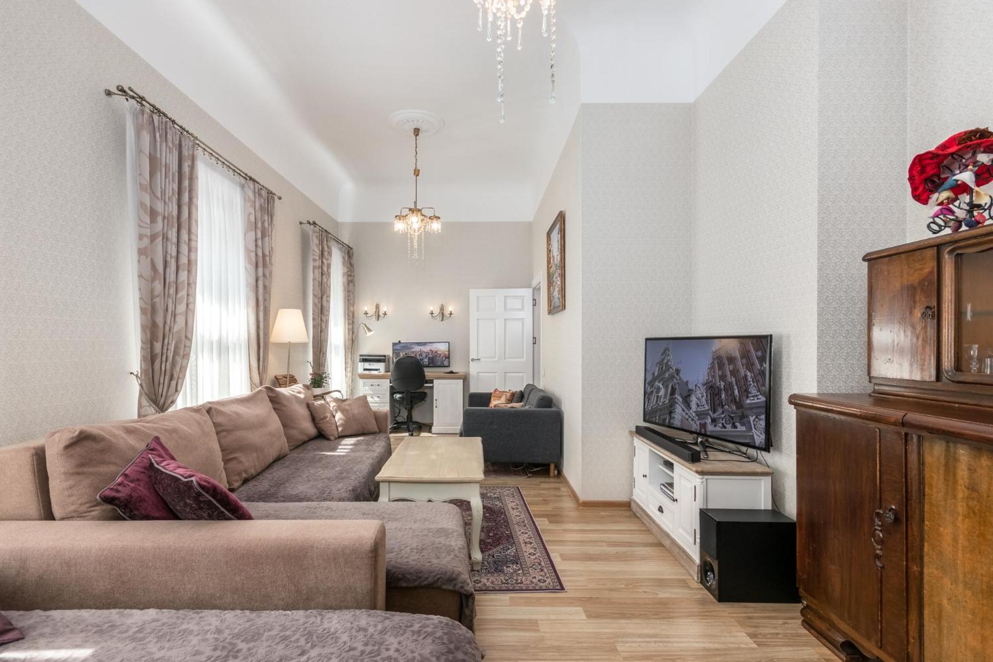 Elegant Apartment In Historical Centre & Free Locked Parking Riga Exteriör bild