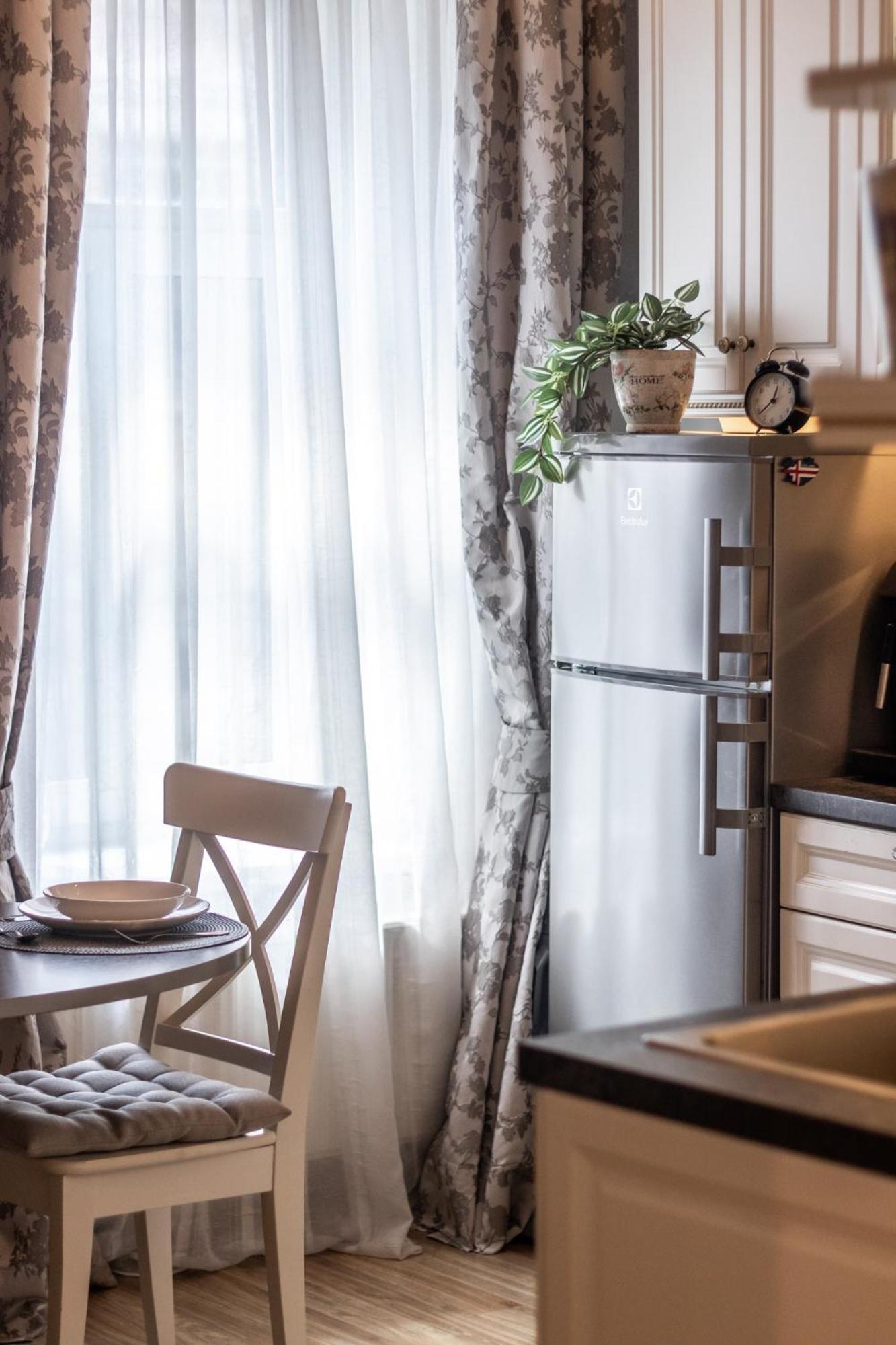 Elegant Apartment In Historical Centre & Free Locked Parking Riga Exteriör bild