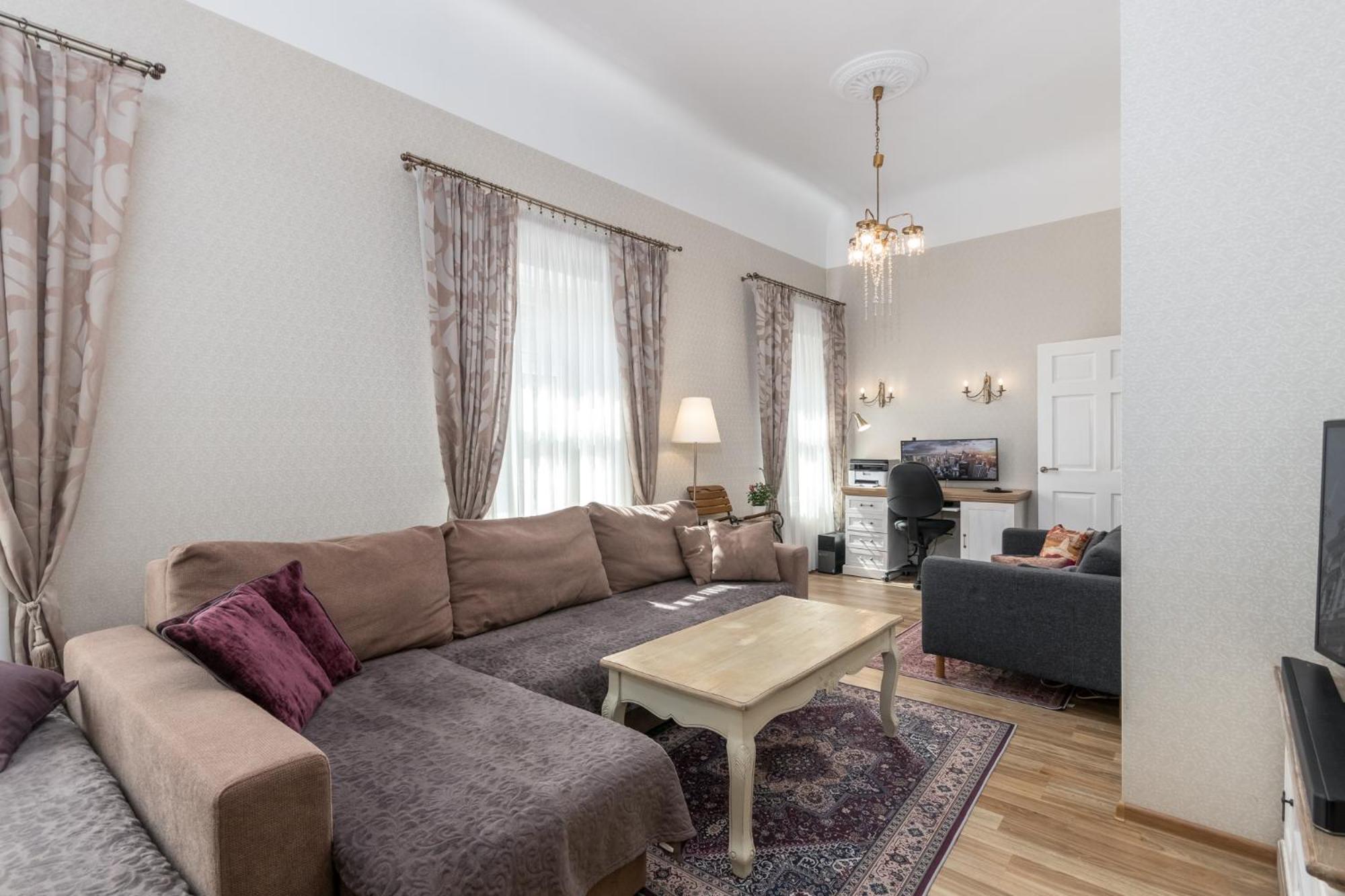 Elegant Apartment In Historical Centre & Free Locked Parking Riga Exteriör bild